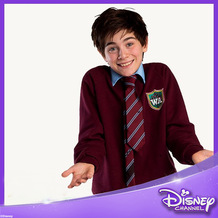 SpainChannel's tweet photo. Revive los mejores episodios de #HankZipzer todos los días en disney channel http://t.co/uT6yW8goJ0