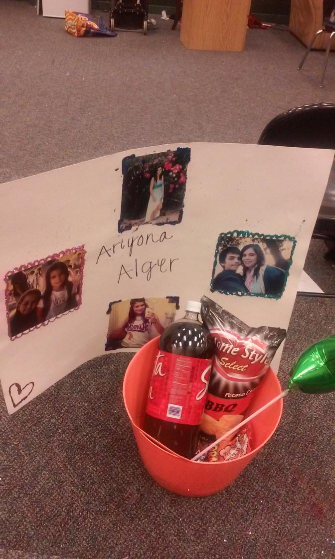 rbemma571's tweet photo. Im gonna miss student gov. 😊😭 http://t.co/K3QmwabN3w