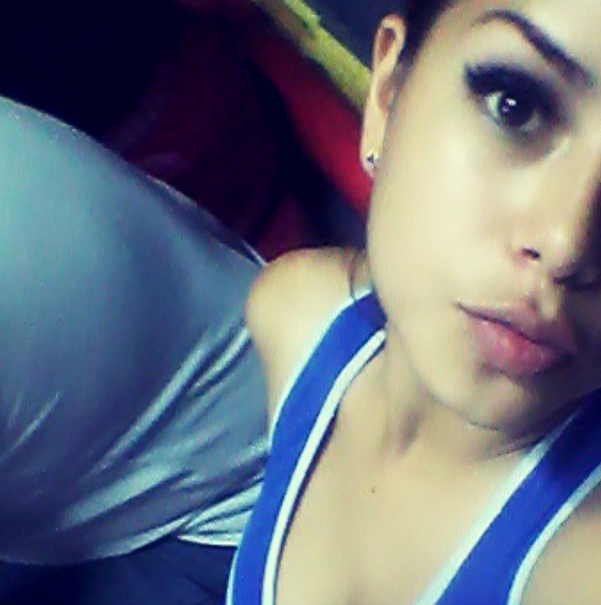 YeslyCombateFC's tweet photo. holaa.. mi señorita bonita , q tengas una linda tarde http://t.co/HI5TL6GF1i
