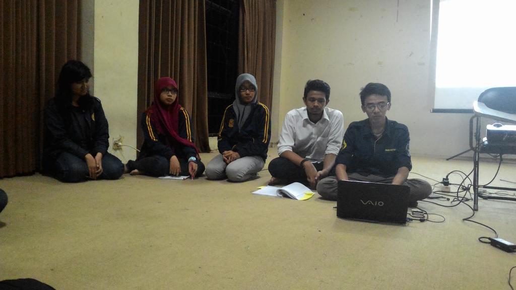 Pemaparan dari divisi humas LPJ kepengurusan swara waditra sunda 2014/2015