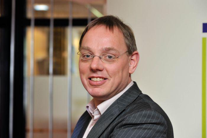 Ron König nieuwe wethouder in Arnhem dlvr.it/B0vW4k #nieuws #DG