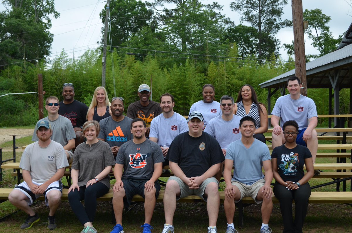 AU_MRED's tweet photo. So excited to welcome our latest class of students - the MRED Class of 2017!  Welcome to the family! http://t.co/1buT15kBNE