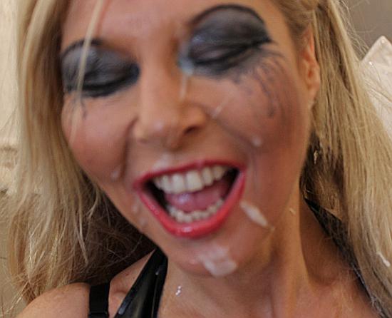 Mission accomplished... RT or fave if you approve ! http://t.co/Er3zkkcp5k<a href="/tag/bukkake"class="tags"><span>#bukkake</span></a>