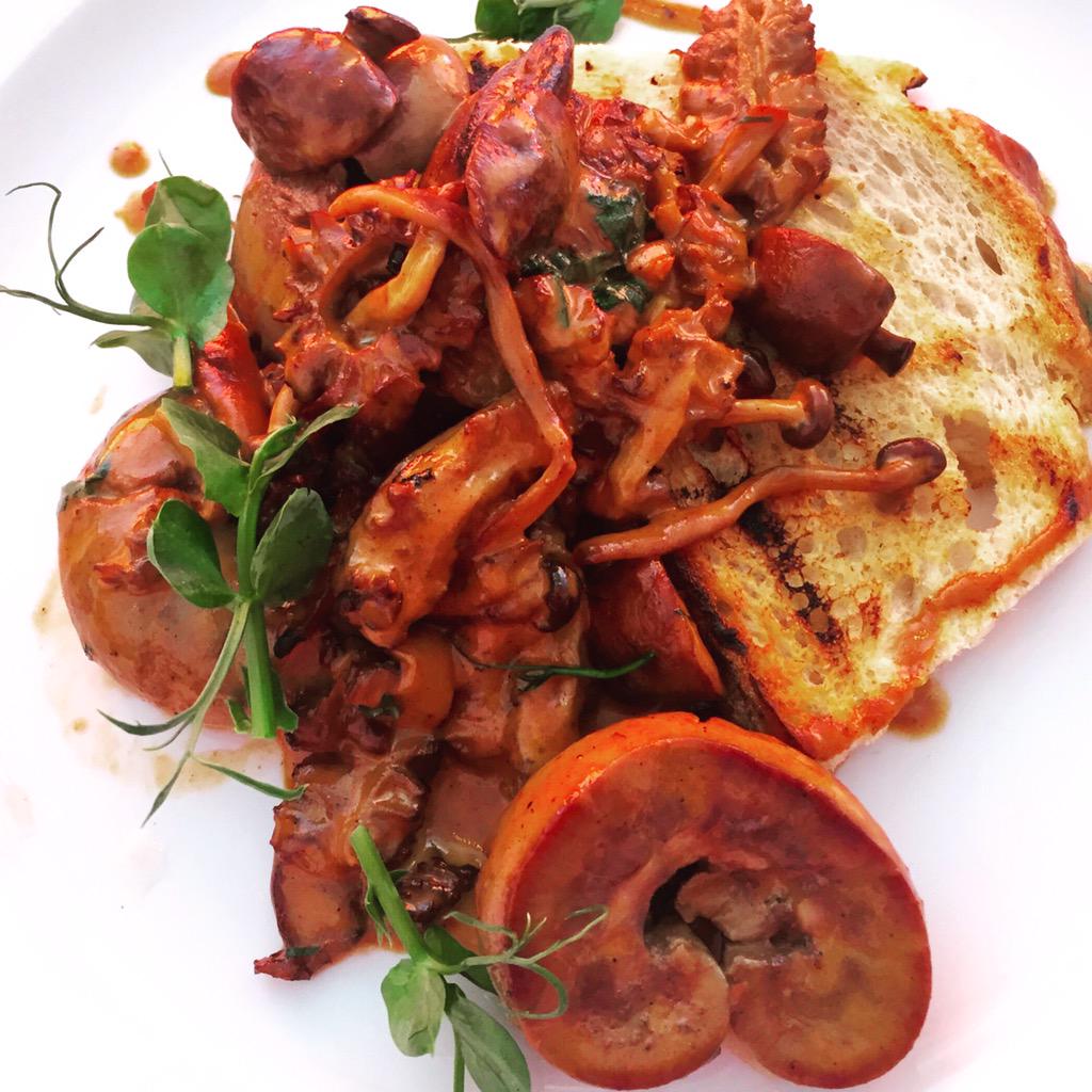 Devilled #Cornish lamb kidneys &amp; #wild #mushrooms on toast. #absolute #delicious #seasonal #LoveFood