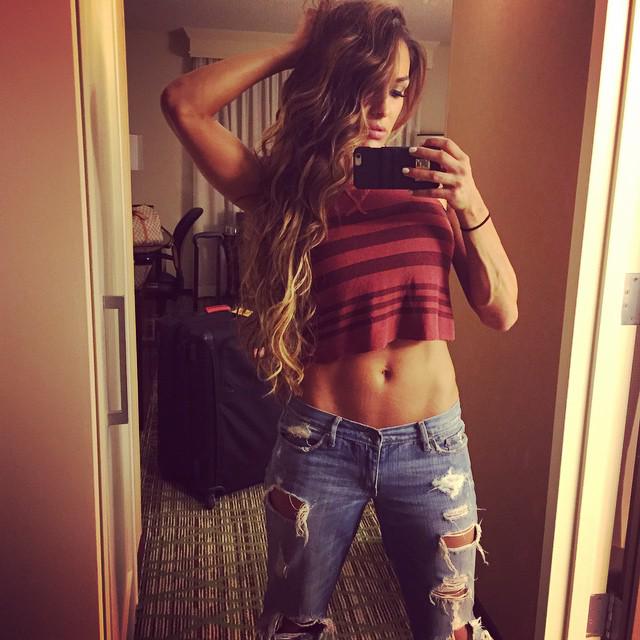 iamNikkiBella's tweet image. Snuggle Time... Sweet Dreams #FearlessDreams #FearlessNikki