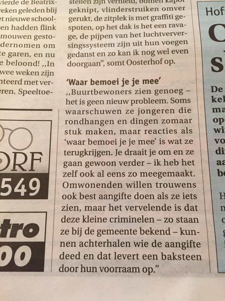 SRT_AIRDROP's tweet photo. Buurtbewoners die dit meemaken (waar bemoei je je mee) mogen me direct bellen. Kijken of ze dan nog babbels hebben. http://t.co/h920b8zqrR