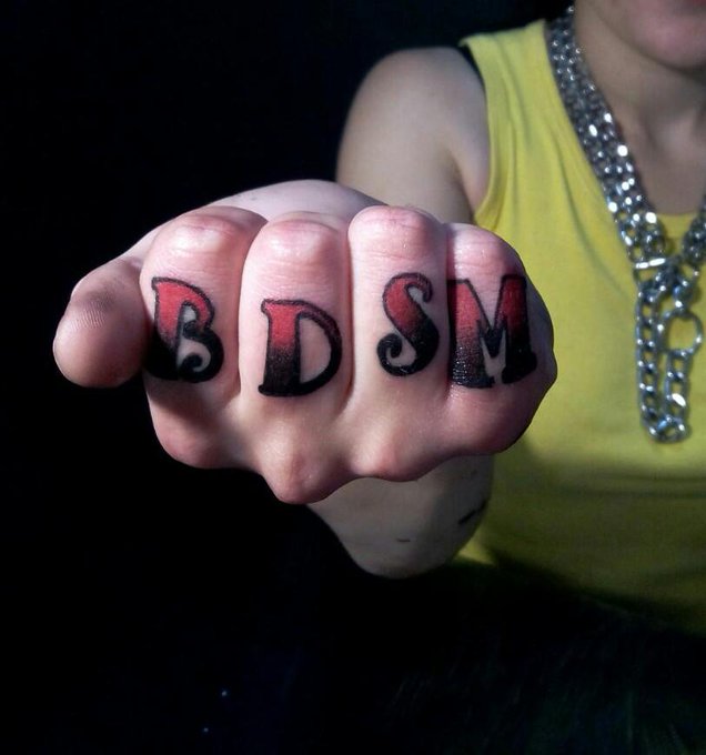 Nuevo tattoo!! ^_^ http://t.co/9Z4zQB1HxR<a href="/tag/bdsm"class="tags"><span>#bdsm</span></a><a href="/tag/needles"class="tags"><span>#needles</span></a><a href="/tag/medicalplays"class="tags"><span>#medicalplays</span></a>