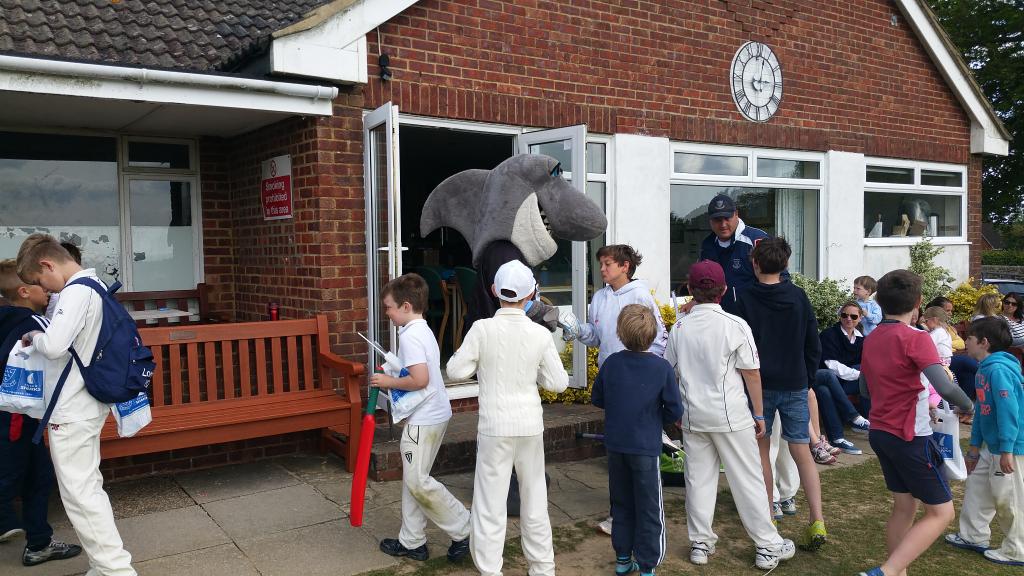 Priory_Ads's tweet photo. @SussexCB  @SussexCITC great day coaching at Heathfield Park Cricket club #sussexcricketroadshow http://t.co/HqOr69b5uK
