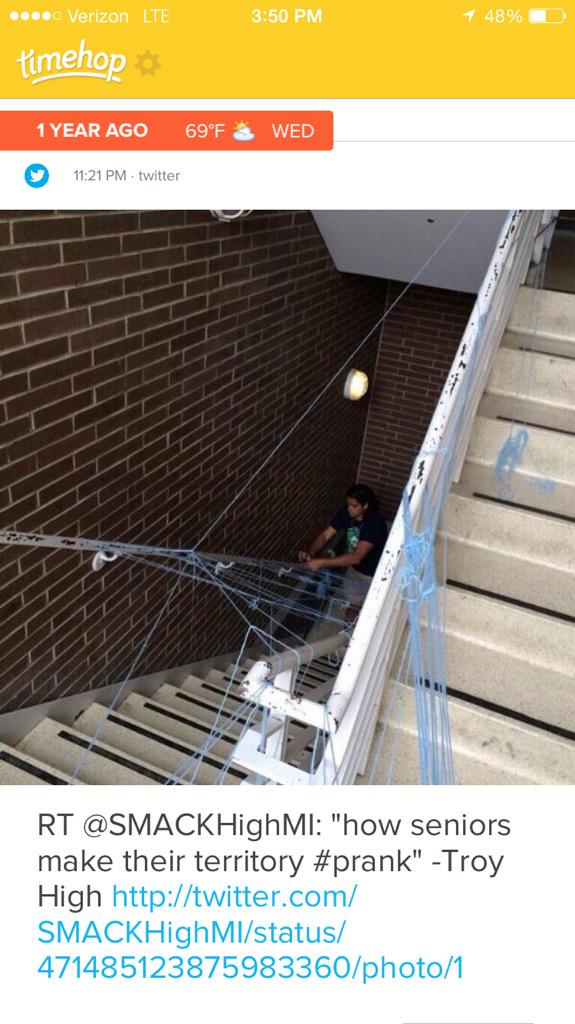 Come_un_capo's tweet photo. #tbt class of 2014 #NeverForget #BringTheString http://t.co/80Z5YBVsaX