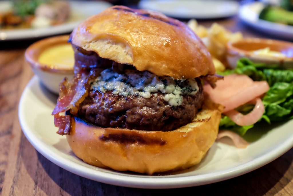 Eater's tweet photo. National Burger Day may be a made-up holiday, but you can still celebrate a little bit: http://t.co/vNGwFApjPh http://t.co/xRVgCOwcnm
