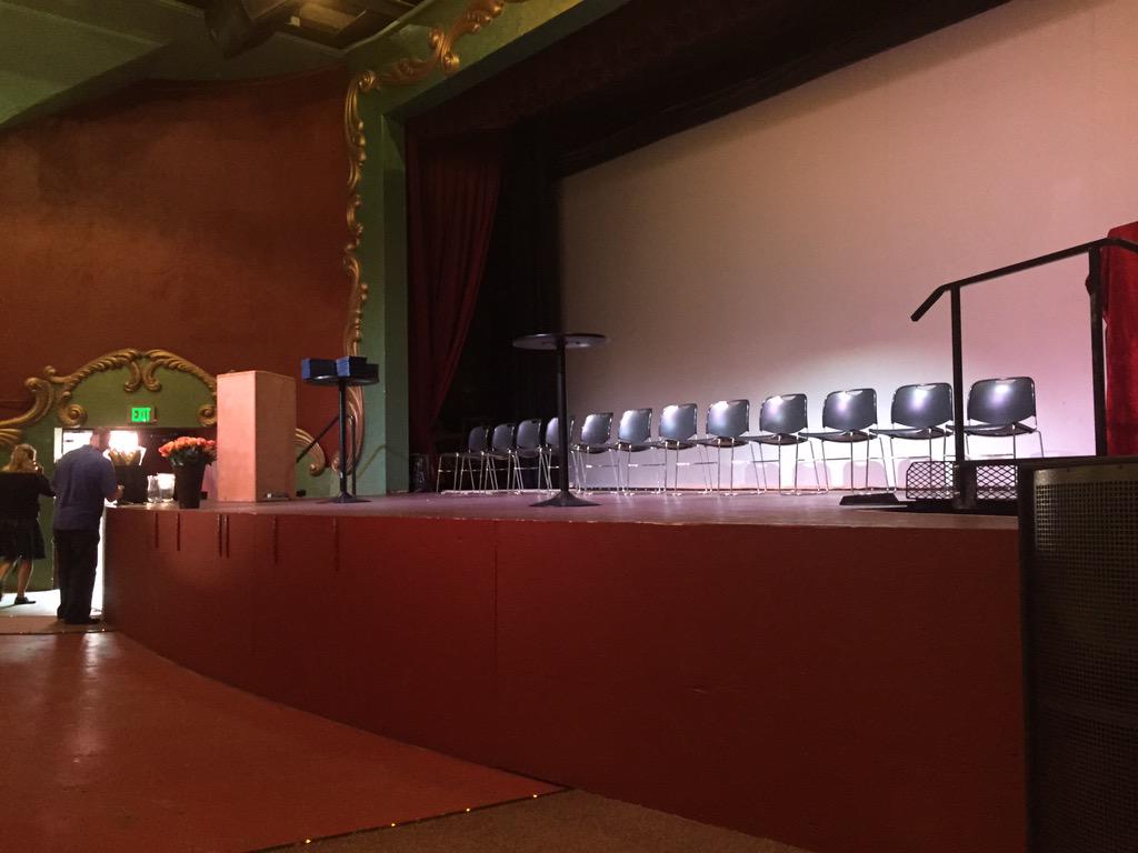 jonesian1's tweet photo. Getting ready for graduation! @DPSOHS #dpsgrad #dps http://t.co/Lv3s0WDbt4