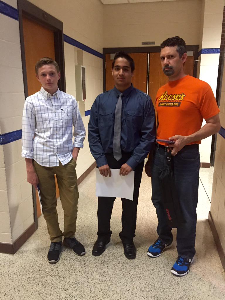 Book3Book's tweet photo. #qualityhire #wmshonors #HilliardWay http://t.co/ETuxEfzQpB