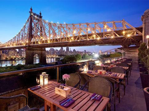 TapToDot's tweet image. Save your favorite #romantic #dinner spot with TapToDot! #taptodot #favoriteplaces