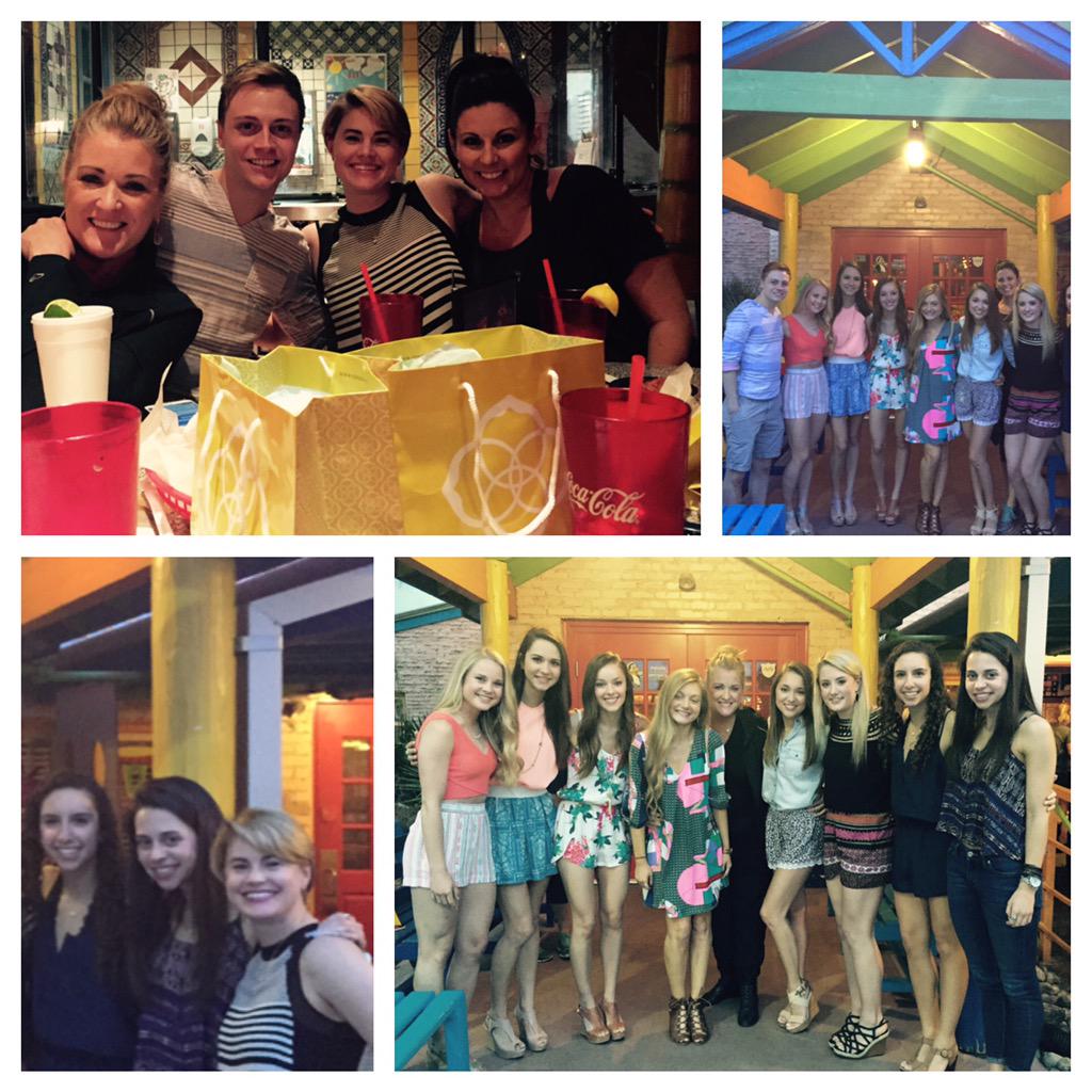 KristyBlakeslee's tweet photo. Senior dinner! My team and our grads!!!! http://t.co/0dOWEZ4m3f