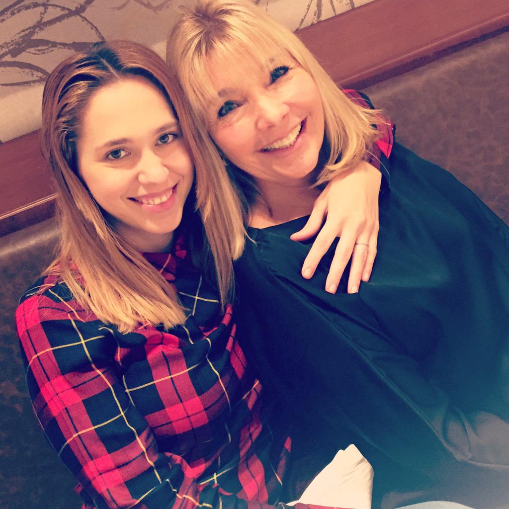 Noche de moda en <a href="/Turismo_SDE/">Turismo Santiago SDE</a> #hotelamerian <a href="/arfashionweek/">VidalRivas</a> <a href="/MariaPryorOk/">Maria Pryor</a> <a href="/saiach/">Javier Saiach</a> <a href="/AdriCostantini/">Adriana Costantini</a> <a href="/MalalaFigueredo/">Laura Figueredo</a>