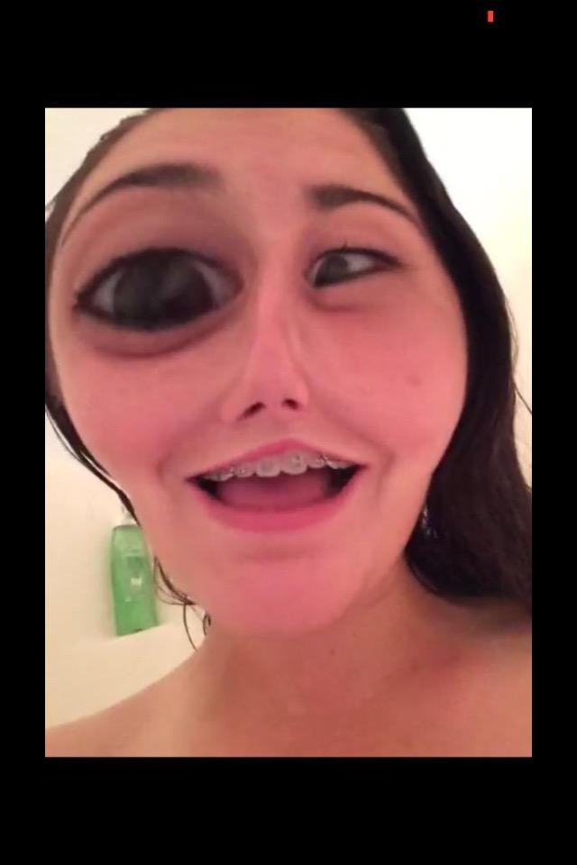tibbbsss's tweet photo. When u realize your still a freshman http://t.co/IREUn9PvPP