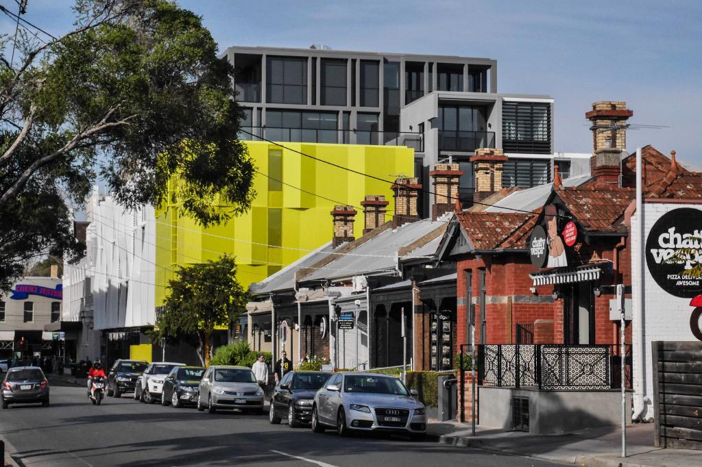 urbanexploreMEL's tweet photo. Melbourne autumn series. #outandabout http://t.co/EIswQZkqlT