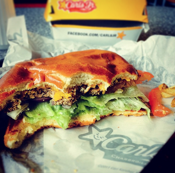 carlospiaggio's tweet photo. Who has the best burger in town? Happy #NationalBurgerDay ! http://t.co/pnVxBgWWlH