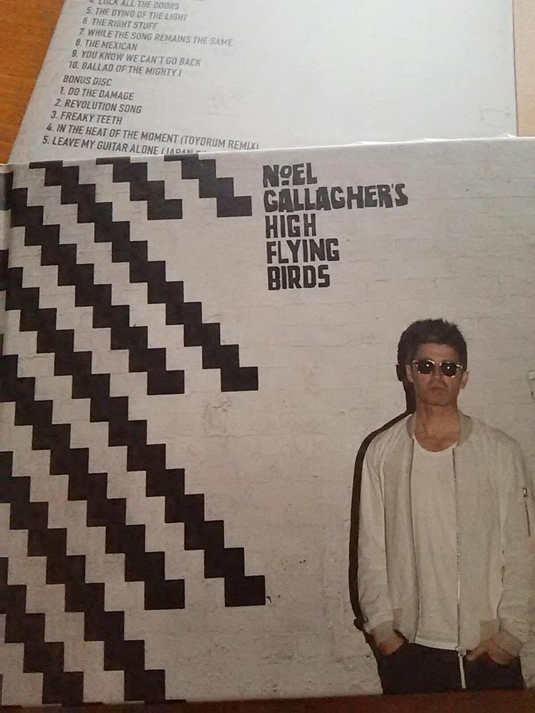 Happy Birthday!! Noel Gallagher Noel Gallagher\s High Flying Birds - Ballad Of Th :  