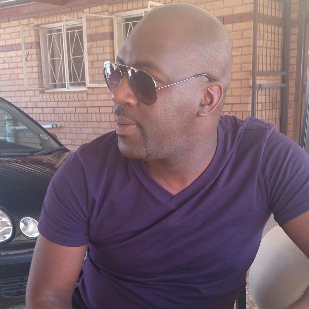 Carl Nelson (Carlnelson22C) Twitter