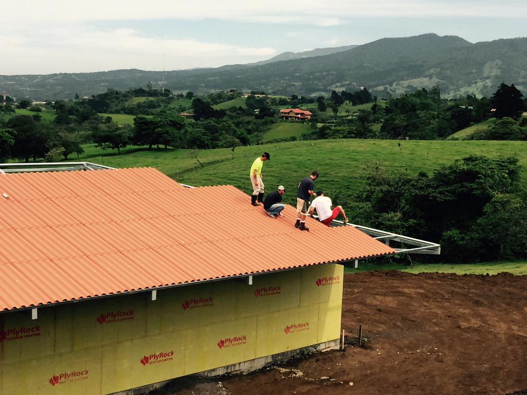 Steve_McCarty's tweet image. Today at The House Of Hope. Kidsofcostarica.com #progrrss
