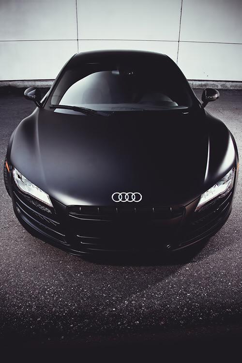 BigTimeWealth's tweet photo. RT for the Audi R8
Fav for the Porsche 918 😏 http://t.co/ZtUycjWafd