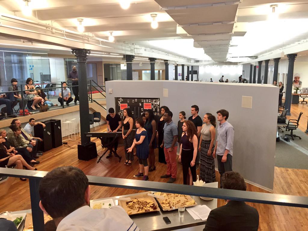 .<a href="/Better2LiveFilm/">Better to Live</a> performs piece partly inspired by Robin Williams death. #StoriesOverStigma #MentalHealth