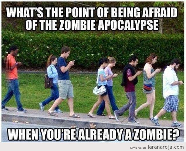 policia's tweet photo. Mira pa'lante... ¡o te vas a dar una leche! #TheWalkingDead RT @avenavarro1972: @policia ¿Zombis? Haberlos haylos... http://t.co/vJ2aZiPSUc