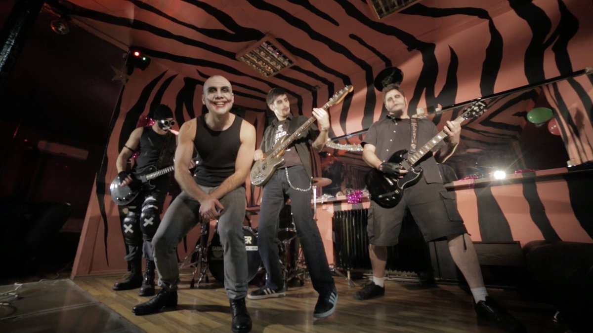 Sedmi finalista prvog televizijskog demo festivala Bunt Rok Masters je bend Revolt iz Beograda. Čestitamo!