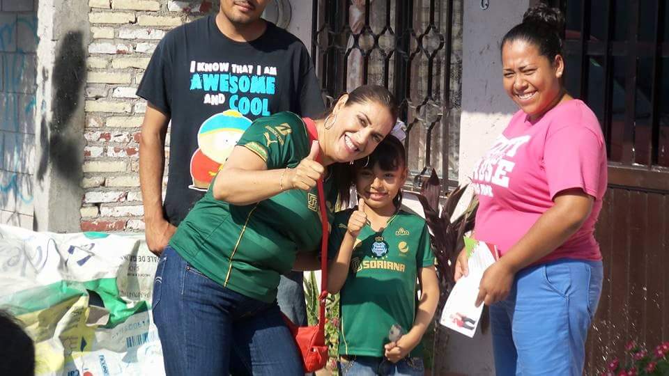 florrent's tweet photo. ¡Vamos a paso firme!
Así como #Santos ganará, estoy segura que el #7deJunio también ¡Ganaremos!
#YoConFlor http://t.co/fJCBXCi4gd