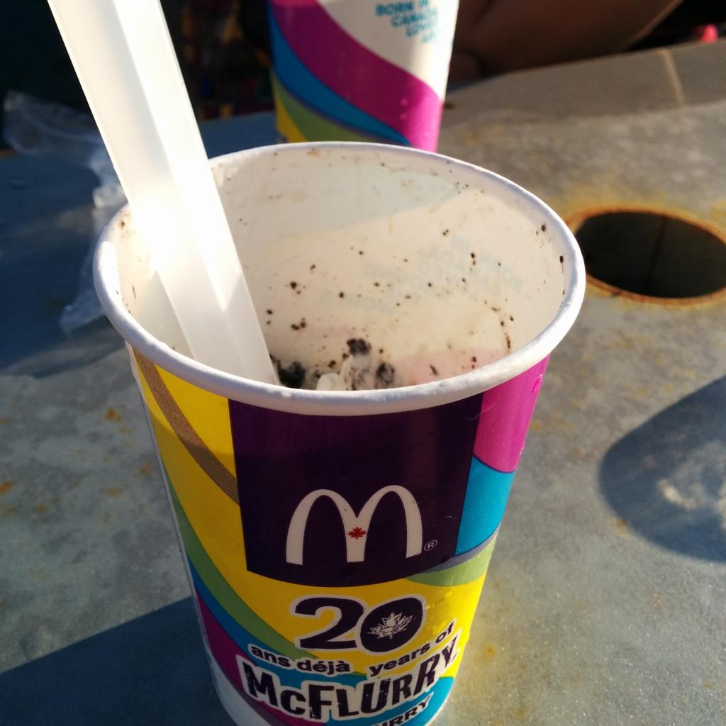 ExpressoWeb1's tweet image. Vivre l&apos;été #mcflurry