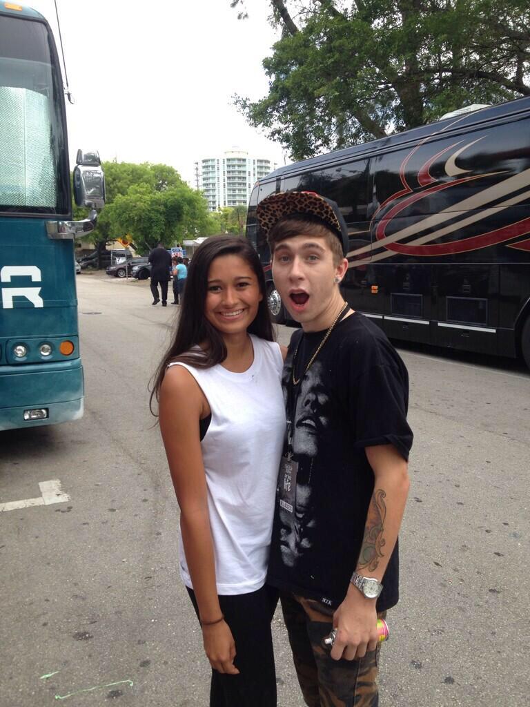 jackiecasenavy's tweet photo. Can't believe it's already been a year sine @DigiTour #o2ltour I miss it so much :( @zoemackenzie8 @kelsey__lin http://t.co/1LtdOIFyTQ