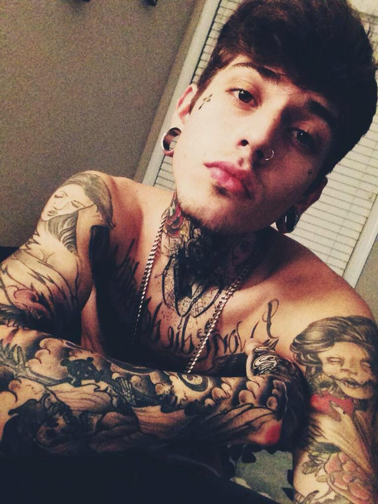 @ShesARebcl @dirtyfcker Hi