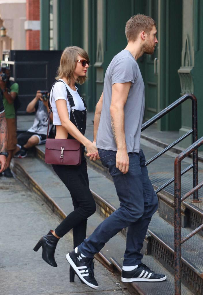 tayswiftidcom's tweet photo. Taylor Swift and Calvin Harris back to apartment in NYC today 💞💝 http://t.co/ASJmHqbRwC