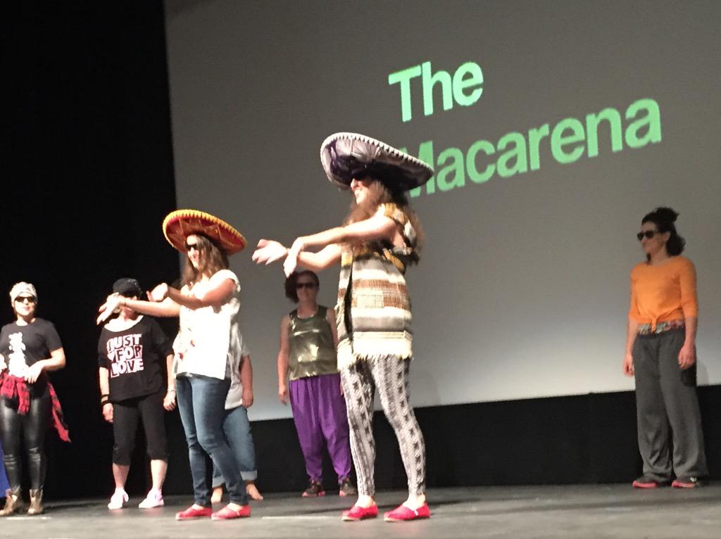 wmscats's tweet photo. Dance off! #wmshonors http://t.co/4ijbkjEf3G
