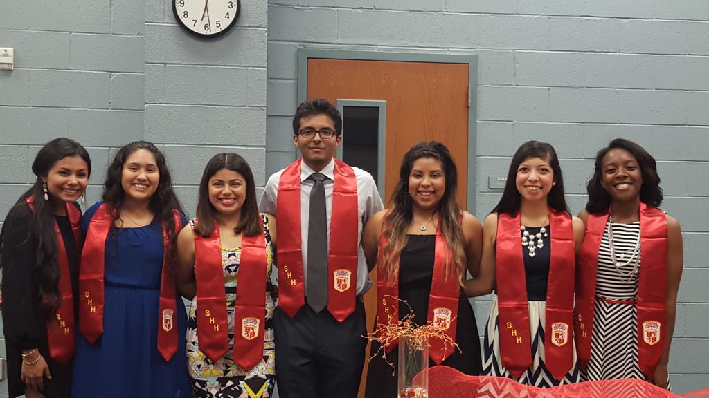 fvaldez3's tweet photo. So proud of our @NHS_SHH seniors! ❤💛 #nhs1415 #nisdwl http://t.co/cEv6KAg5tZ