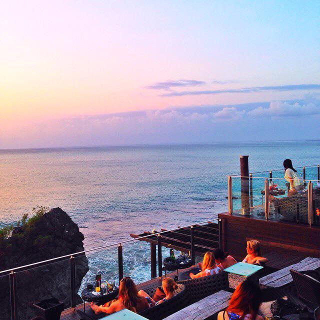 TropicaIPosts's tweet photo. This view is amazing!!!!! http://t.co/XTldVgYsQo