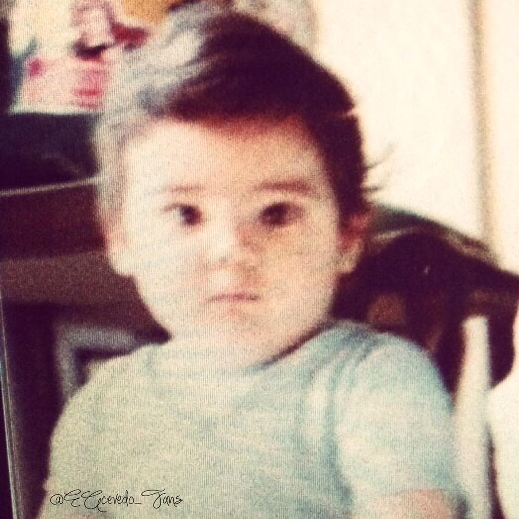EAcevedo_fans's tweet photo. #tbt #ThrowbackThursday de nuestro querido @Enrique_Acevedo 😁 Esos ojos siguen iguales... :) Bonito jueves. http://t.co/qivpcvy6MV