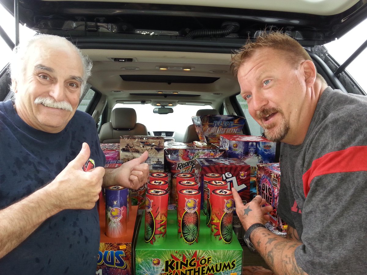 XFireworksWI's tweet photo. Moe and a valued customer just got his truck loaded up with Xtreme fireworks! http://t.co/GYhvXslMV7