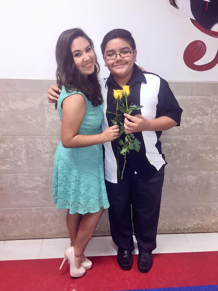 cecilynicolexo's tweet photo. So proud of my baby for becoming the president of the Junior Thespian Society 💙 #MarksMiracles @marksmiracles http://t.co/E8ninLCthz