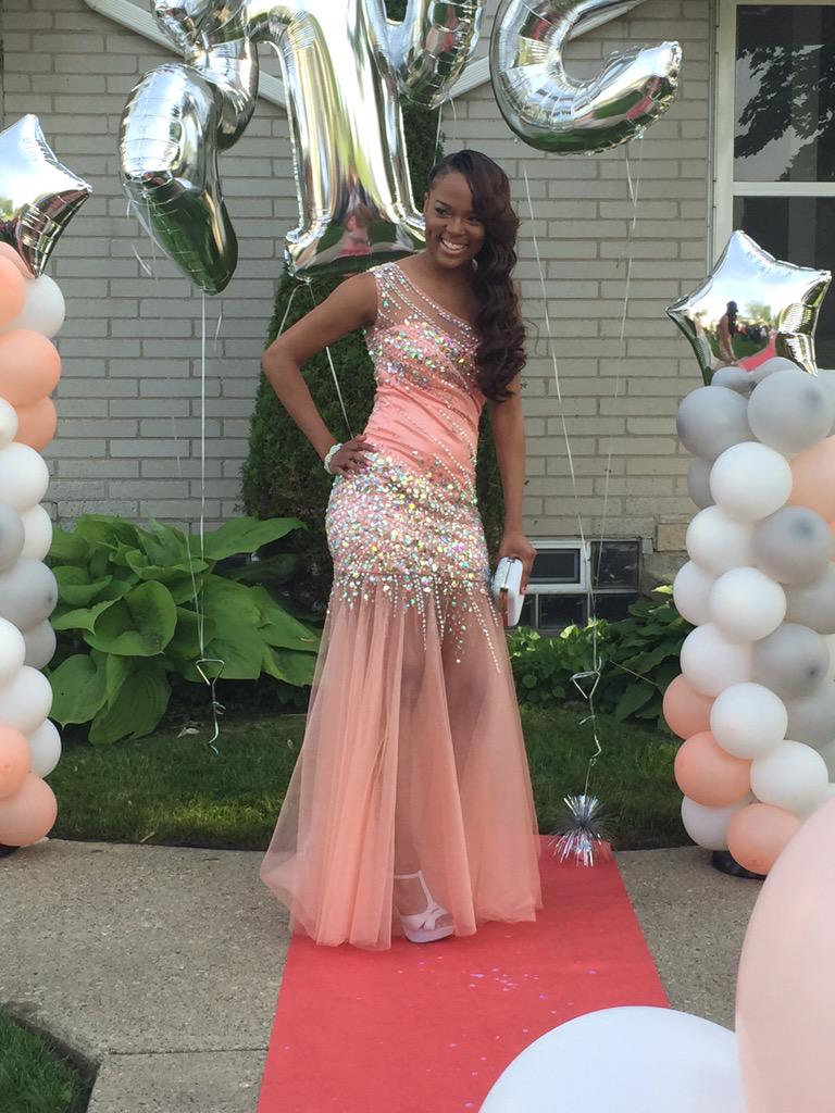 swaynae_'s tweet image. Oooo baby girl you a show stopper 😏😍😘 #SLAYEDDDDD