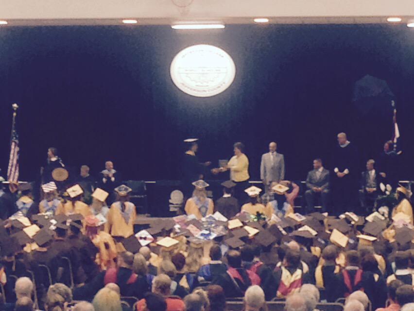 BryanCapers's tweet image. Can't be more proud this @WymanCenter @wymantlp senior, @Thom_John1997! #Collegegoing #hsgraduate #srclasspresident