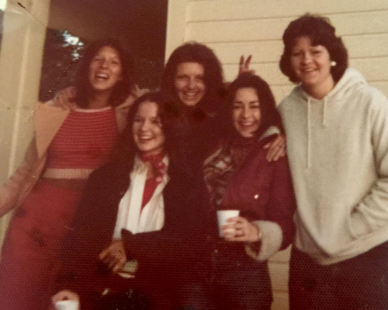 Patricia Heaton On Twitter Tbt Senior Year Of High School With My Buds Lois Vicky Karen And Kathy Http T Co Vkgdpefkqg
