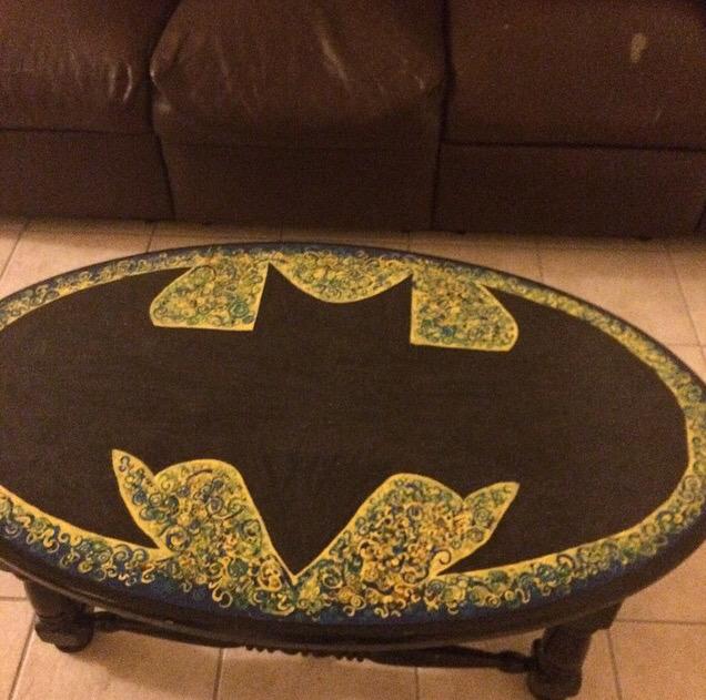 Spector_Vision's tweet photo. Hey @Brawd_Issue if we get married I'll bring the #BatmanTable to our humble home 😂😂😍 http://t.co/yW9HPj64gQ