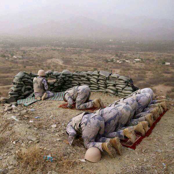 euh's tweet image. #اللهم انصرنا على أعداء "الإسلام" نصر عزيز مقتدر ،،  ❗

#يوم_الجمعه