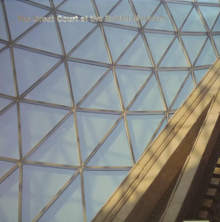 Twitter पर 東京都美術館 The Great Court And The British Museum 大英博物館 の中心にあるグレートコート ガラスで覆われた天井と巨大な円形の閲覧室の様子が 改修の過程と共に紹介されている写真集です 大英展100 Http T Co T72p6qte74