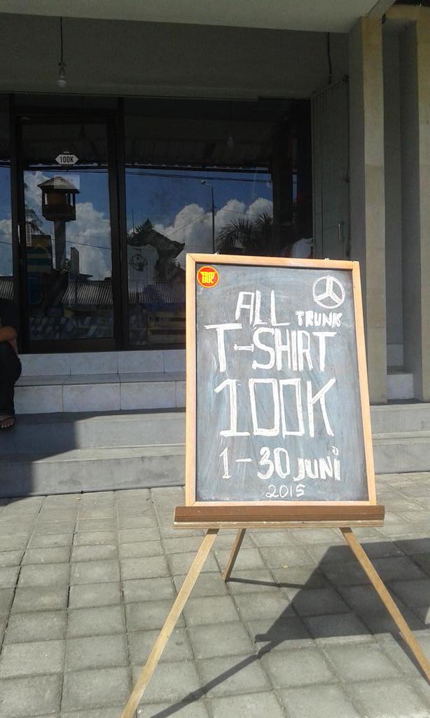 TrunkAmbassador's tweet photo. RT "@FredericStore: Hell guys , ini ada disc from @TrunkAmbassador , all item from tshirt 100k ,, http://t.co/pcSWVw7rLX"