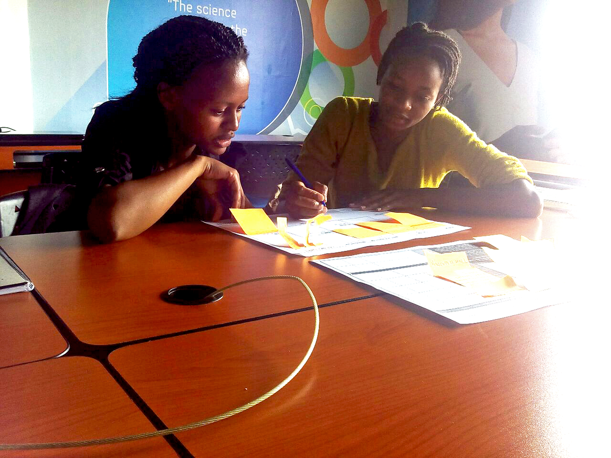 mkulimaapp's tweet photo. @KenyaChallenge @k_arin @AngelicaKiboro Happy and excited to learn how to create juvelin board and lean canvas http://t.co/Zk2AhXkB0l