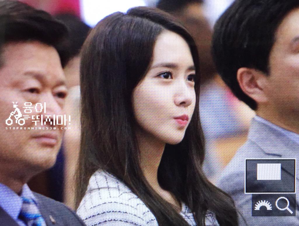 [PIC][29-05-2015]YoonA tham dự "Jung-gu Culture Night Festival" tại Deoksugung vào chiều nay CGK3PHVUoAATMxq