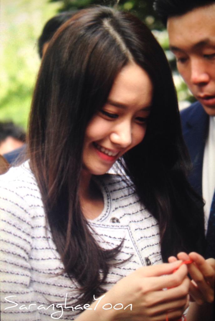 [PIC][29-05-2015]YoonA tham dự "Jung-gu Culture Night Festival" tại Deoksugung vào chiều nay - Page 2 CGK9nGzUUAAgLGK